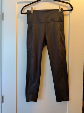 Marika Black High-Rise Pocketed Leggings